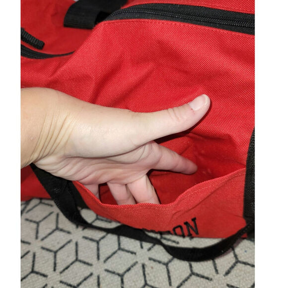 THIRTY-ONE BAGS SMALL RED DUFFLE TOTE BAG IN RED, W "LANDON" in BLACK - Picture 5 of 16